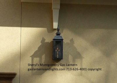Small Mopntgomery Gas Light